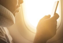 Newer iPhone Batteries Swell in Flight, Galaxy Note 7 Nightmare?