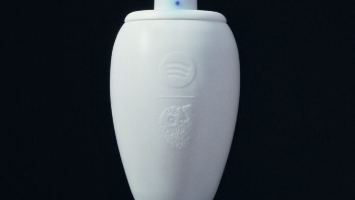 spotify-urna-speaker-0.jpg