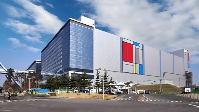 Samsung-Foundry_New-EUV-Line_main-1.jpg