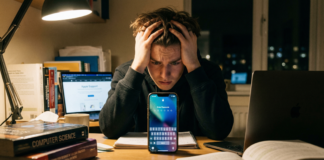 What a Nightmare! Apple updates the keyboard, leaving a user with a locked iPhone