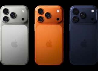 The latest iPhone is truly durable; it falls from 1 km high and survives