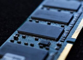The Chinese memory manufacturer everyone is talking about goes public, becoming the most valuable company in all of China