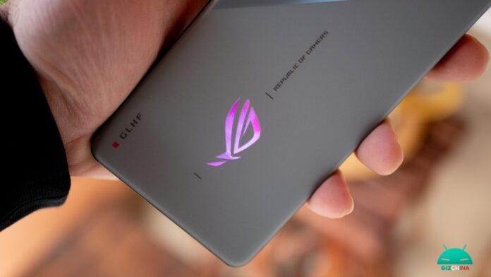 recensione-asus-rog-phone-8-top-gamma-gaming-phone-smartphone-caratteristiche-display-prestazioni-fotocamera-prezzo-offerta-coupon-italia7.jpg