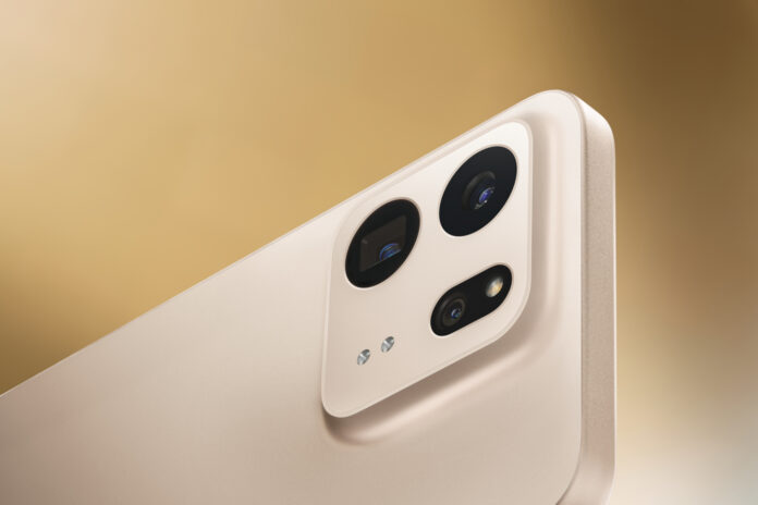 TCL-P80-Ultra-Lifestyle-5.jpg