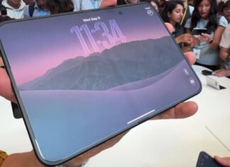 The iPhone Duo crease isn’t invisible, but Apple came close