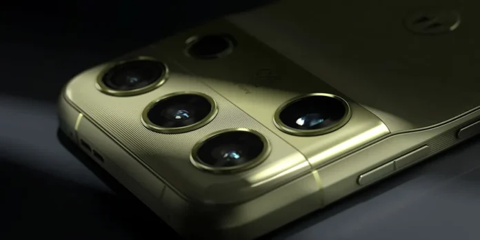 motorola-signature-27-teaser-3.webp